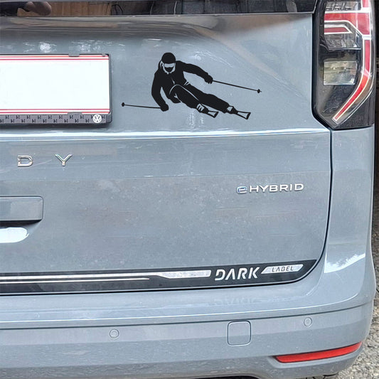 Ansicht Aufkleber Skifahrer auf der Heckklappe